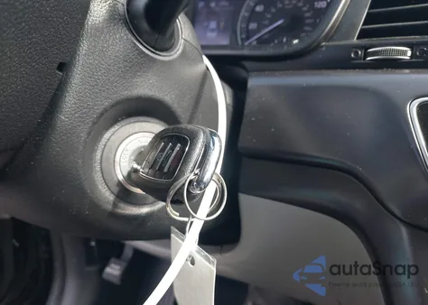 2018 Hyundai Sonata Se z USA, uszkodzony, nr VIN 5NPE24AF0JH626534